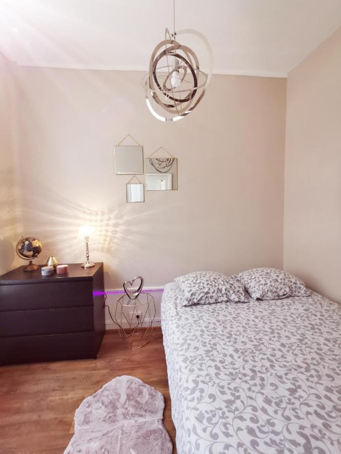 Le Moderne - Appartement Troyes Centre ภายนอก รูปภาพ