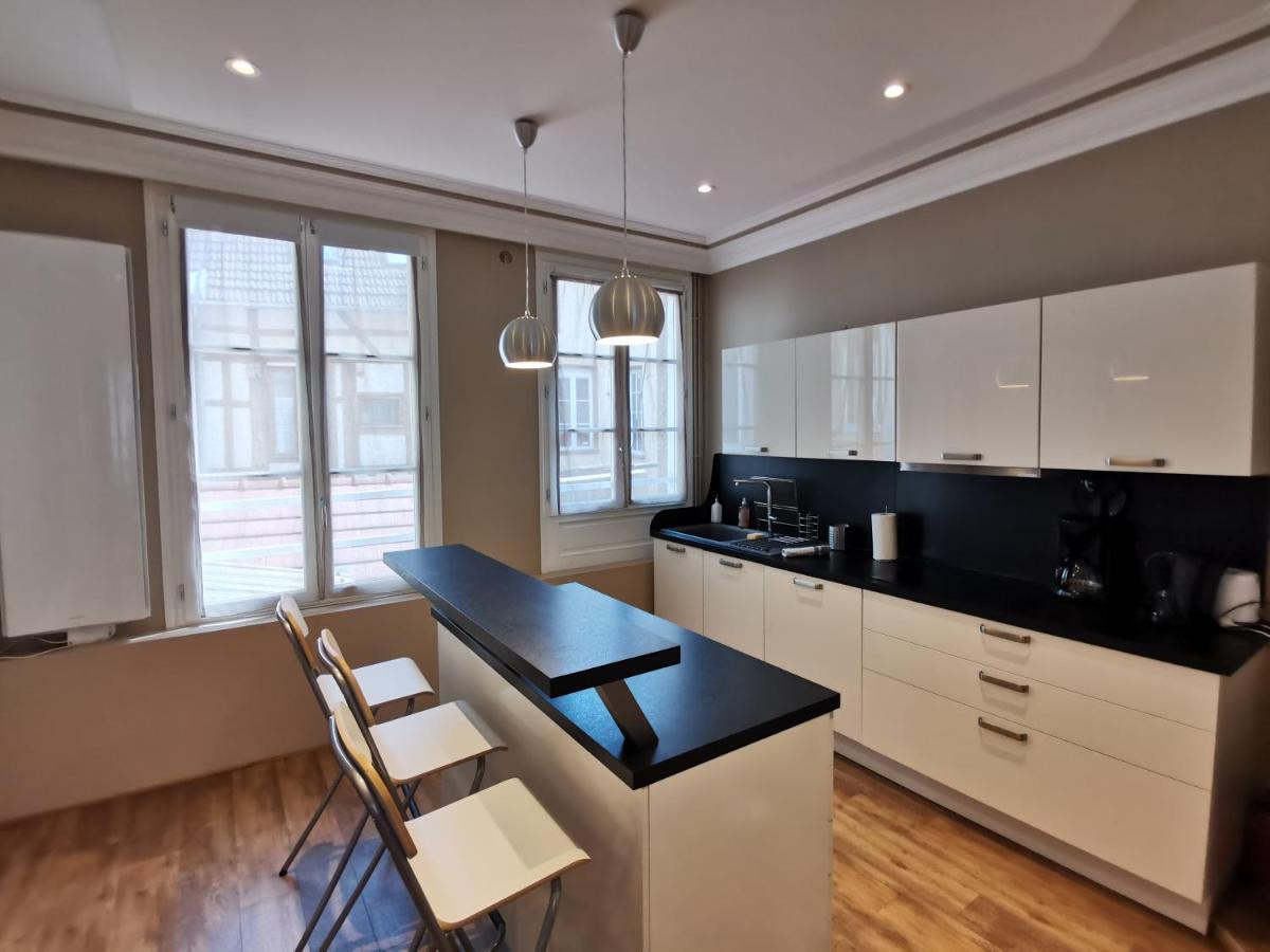 Le Moderne - Appartement Troyes Centre ภายนอก รูปภาพ
